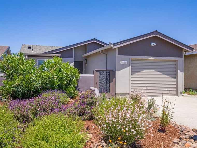 Photo of 466 Cloudview Dr WATSONVILLE, CA 95076