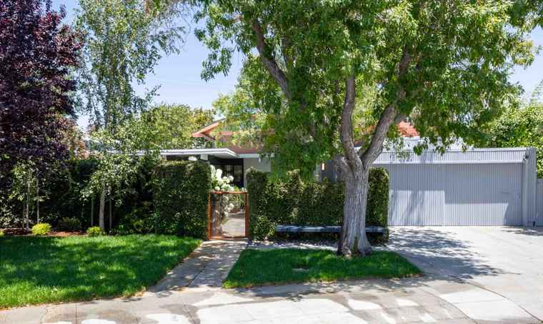 Photo of 3865 Mumford Pl PALO ALTO, CA 94306