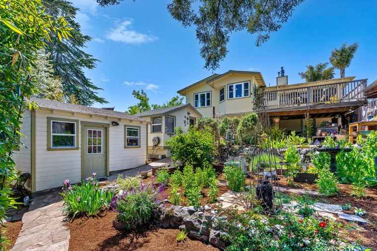 Photo of 150 Darwin St SANTA CRUZ, CA 95062
