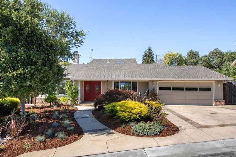 Photo of 881 Highlands Cir LOS ALTOS, CA 94024