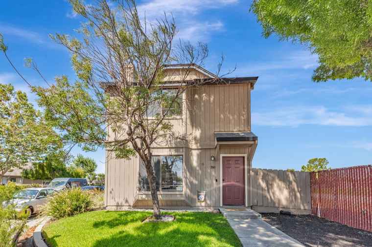 Photo of 200 Gibson Dr #36 HOLLISTER, CA 95023