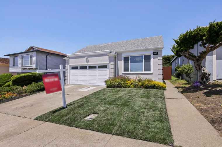 Photo of 5034 Palmetto Ave PACIFICA, CA 94044