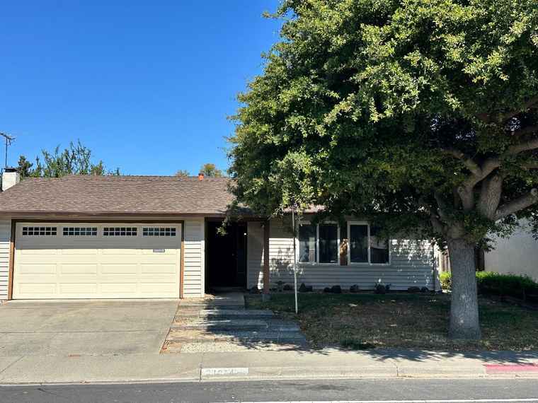 Photo of 31314 San Andreas Dr UNION CITY, CA 94587