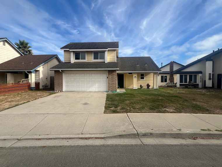 Photo of 1077 Ofarrell Ct SALINAS, CA 93907