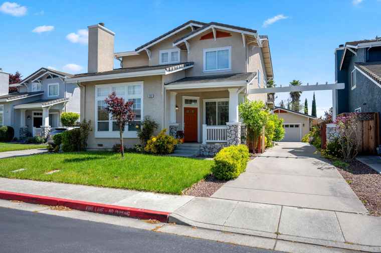 Photo of 1201 Blue Parrot Ct GILROY, CA 95020