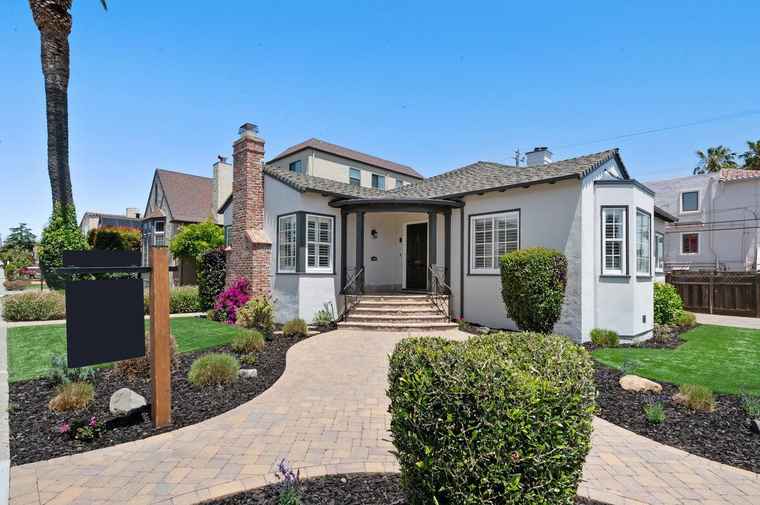Photo of 400 Magnolia Ave MILLBRAE, CA 94030