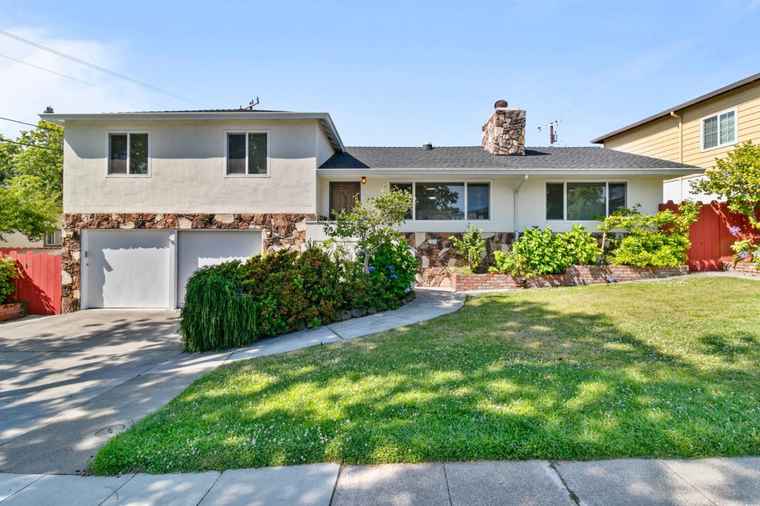 Photo of 1118 Alameda De Las Pulgas REDWOOD CITY, CA 94061
