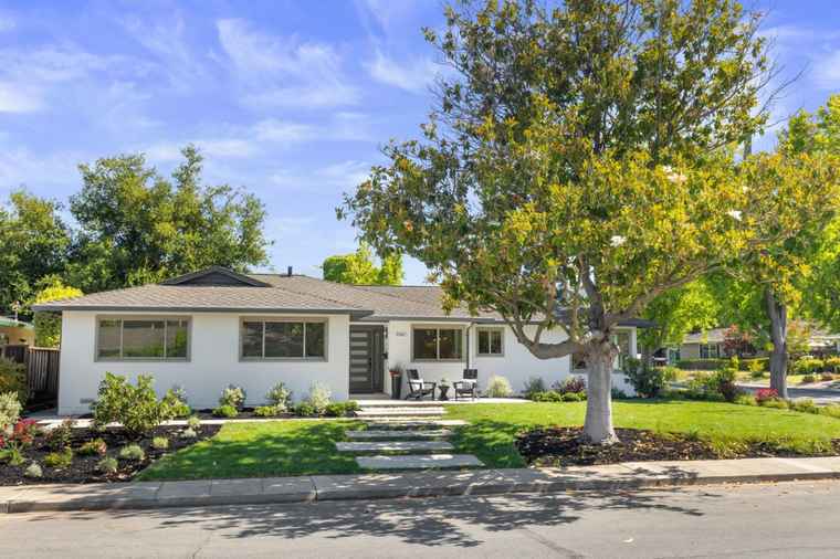 Photo of 1961 Fordham Way MOUNTAIN VIEW, CA 94040