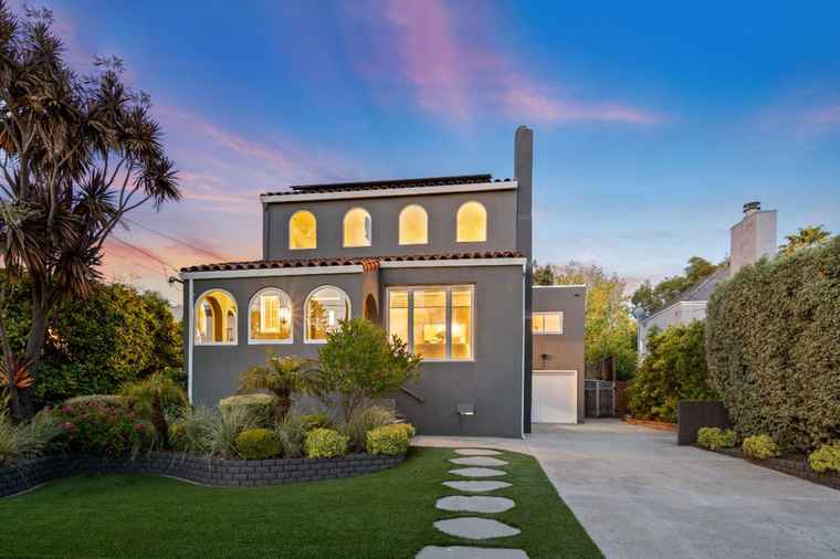 Photo of 519 Francisco Dr Burlingame, CA 94010