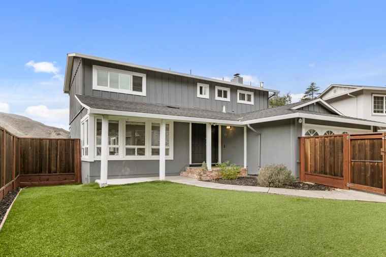 Photo of 1 Sequoia Way PACIFICA, CA 94044