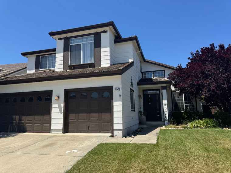 Photo of 9357 Rodeo Dr GILROY, CA 95020