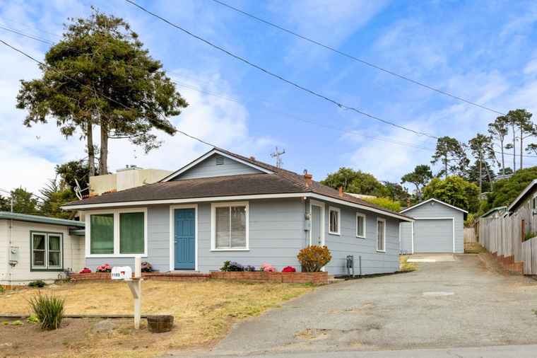 Photo of 1103 Presidio Blvd PACIFIC GROVE, CA 93950