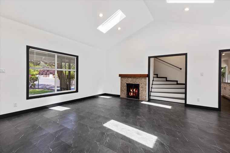 Photo of 1889 Leslie Dr PLEASANT HILL, CA 94523