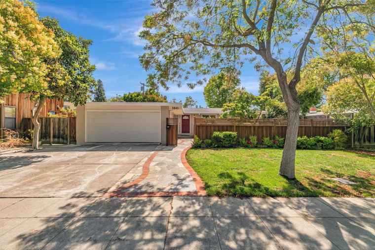 Photo of 3845 Corina Way PALO ALTO, CA 94303