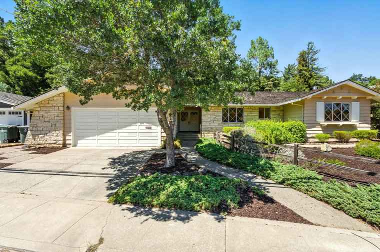 Photo of 2900 Brittan Ave SAN CARLOS, CA 94070