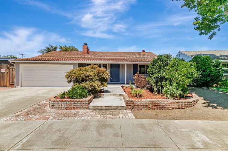 Photo of 2169 Bohannon Dr SANTA CLARA, CA 95050