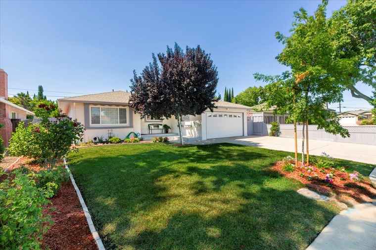 Photo of 3562 Earl Dr SANTA CLARA, CA 95051