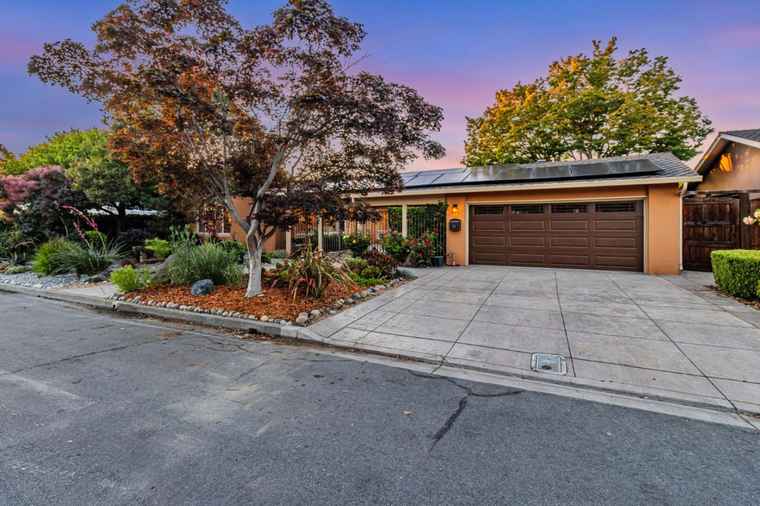 Photo of 1111 Arnott Way CAMPBELL, CA 95008