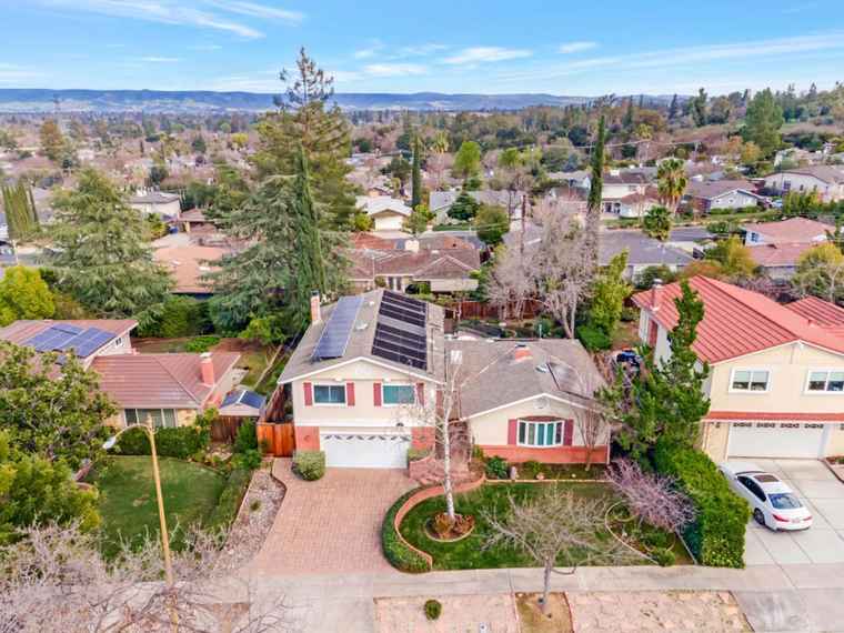 Photo of 232 More Ave LOS GATOS, CA 95032
