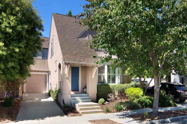 Photo of 128 Robinson Ln SANTA CRUZ, CA 95060
