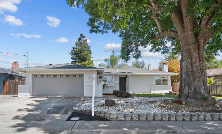 Photo of 41548 Trenouth St FREMONT, CA 94538