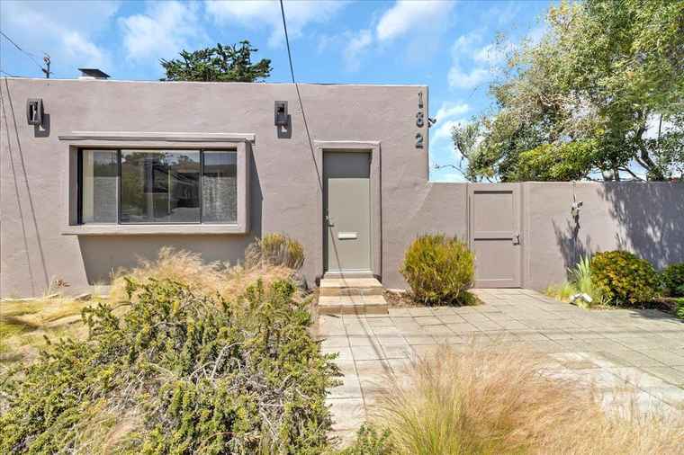 Photo of 182 El Dorado St MONTEREY, CA 93940
