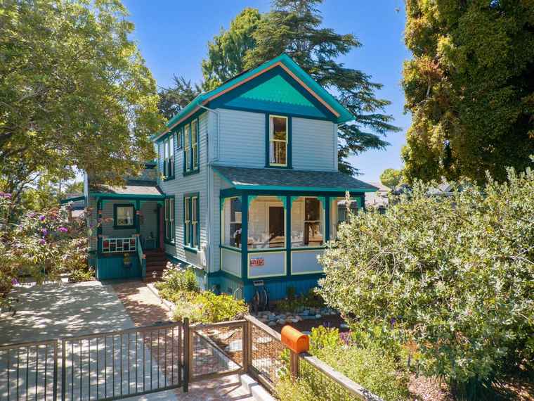 Photo of 505 Cayuga St SANTA CRUZ, CA 95062
