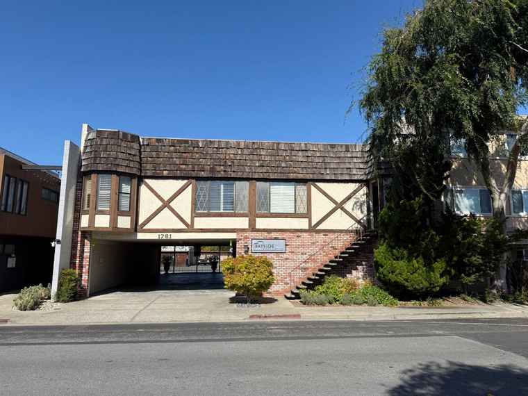 Photo of 1761 Laurel St SAN CARLOS, CA 94070