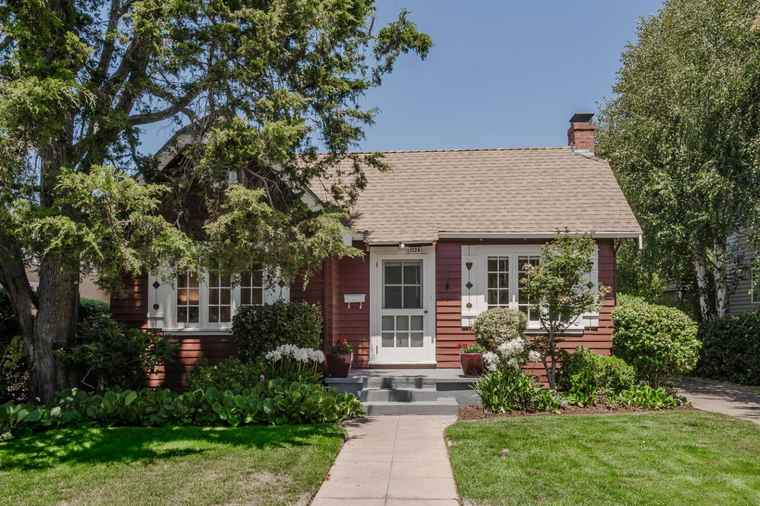 Photo of 1124 Vancouver Ave BURLINGAME, CA 94010