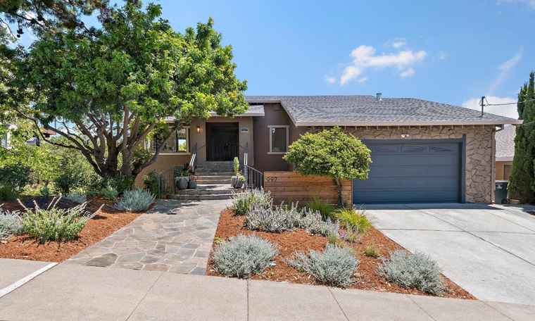 Photo of 997 Crestview Dr SAN CARLOS, CA 94070
