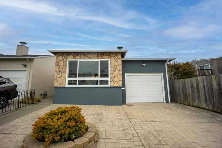 Photo of 70 Midvale Dr DALY CITY, CA 94015