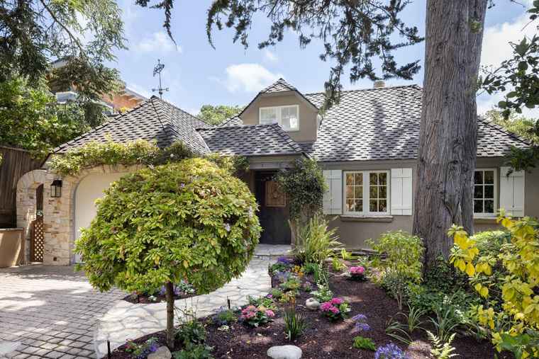 Photo of 0 Forest 3 SE of 8th Ave CARMEL, CA 93921