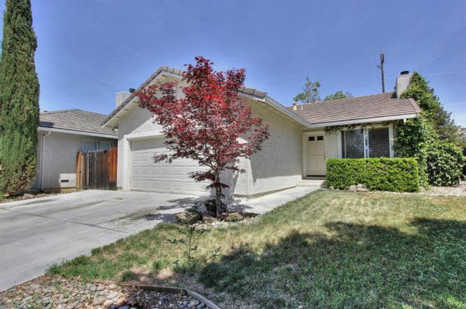945 VALLEY OAK Dr Hollister CA 95023 Redfin 945 VALLEY OAK Dr Hollister CA 95023 Redfin