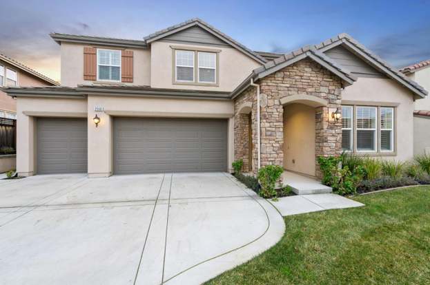 5723 Moorjani St Dublin Ca 94568 Mls 40894929 Redfin