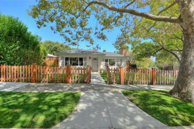 1181 Fernside St Redwood City Ca 94061 Mls Ml81432587 Redfin 1181 Fernside St Redwood City Ca 94061
