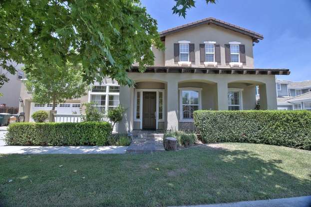 1951 Portmarnock Way Gilroy Ca 950 Mls Ml Redfin