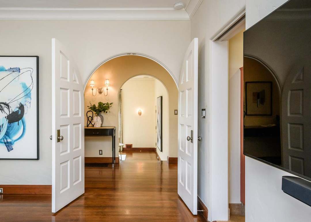 1005 Vista Rd, HILLSBOROUGH, CA 94010