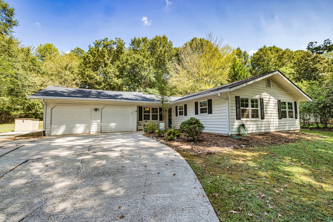 405 Doubletrace Ln, Peachtree City, GA 30269 MLS 10202025 Redfin