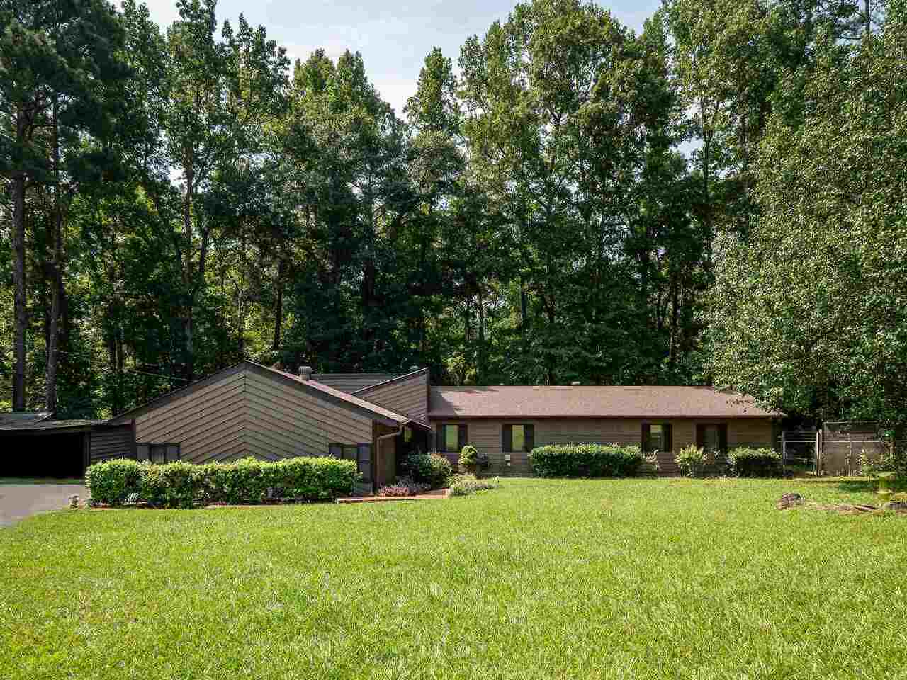760 Harris Dr, Mcdonough, GA 30252