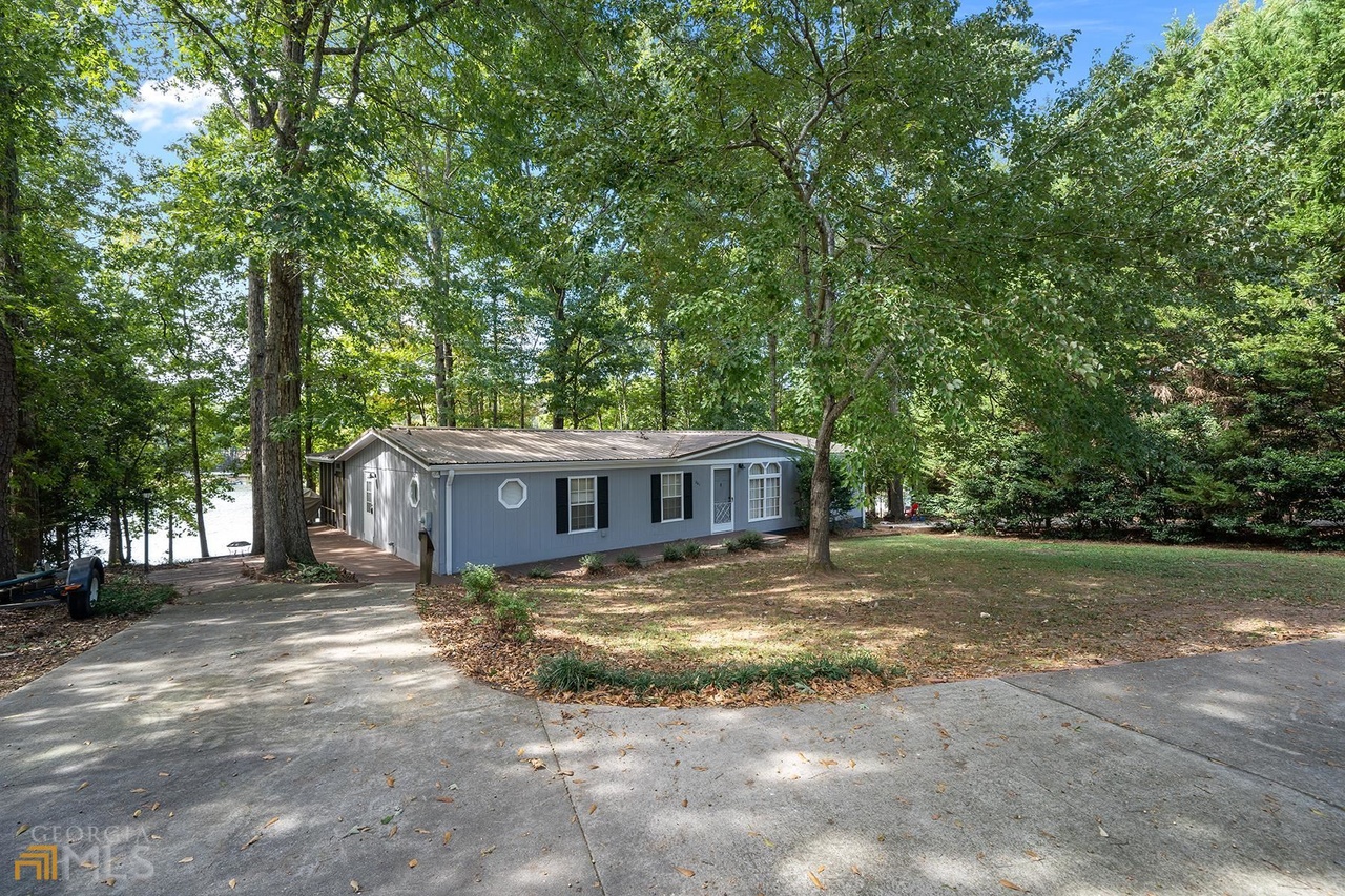 261 Ivy Trl, Hartwell, GA 30643 | MLS# 20076960 | Redfin