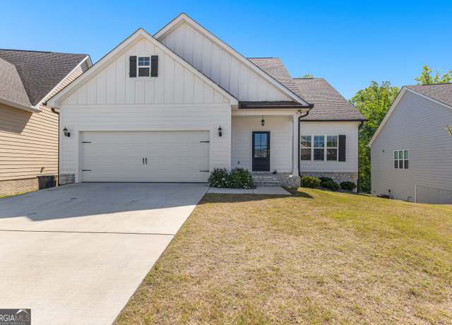Property at 517 Lago Ct, Lagrange, GA 30241, 5 beds, 3.5 baths