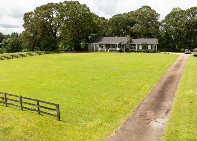 Property at 976 Windsweep Farm Rd, Thomaston, GA 30286, 6 beds, 3 baths