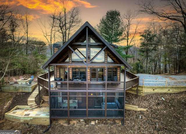 Property at 755 Brittany Dr, Blue Ridge, GA 30513, 3 beds, 3 baths