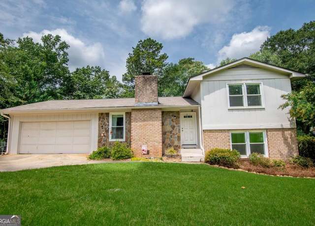 Property at 152 Spalding Ct, Athens, GA 30605, 4 beds, 2 baths