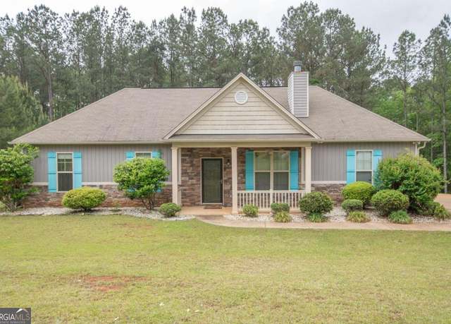 Property at 161 Edgemont Ct, Lagrange, GA 30240, 4 beds, 2 baths