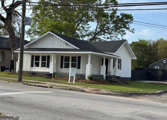 Property at 1823 Wrightsboro Rd, Augusta, GA 30904, 3 beds, 3 baths