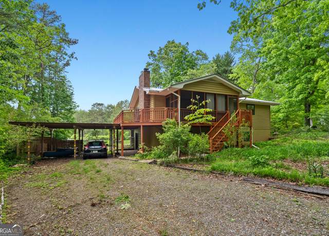 Property at 573 Forest Cir, Blairsville, GA 30512, 6 beds, 2 baths