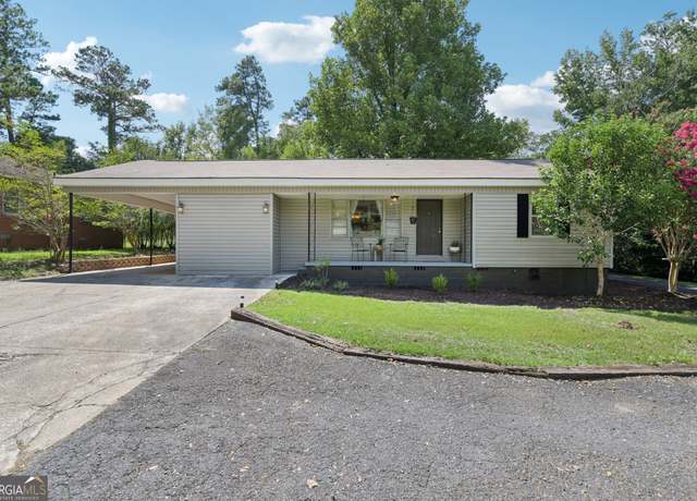 Property at 2375 Irwinton Rd, Milledgeville, GA 31061, 2 beds, 1 bath