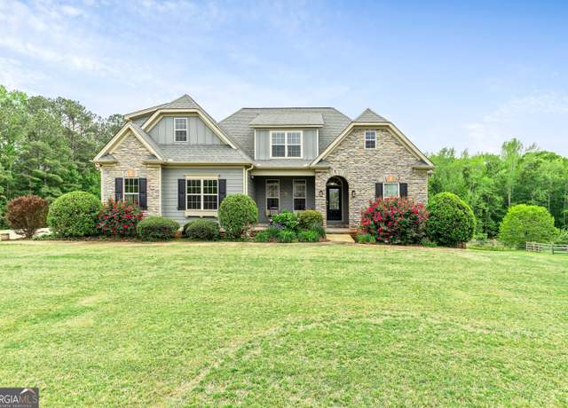 Property at 14 Hunters Overlook Dr, Senoia, GA 30276, 3 beds, 3.5 baths