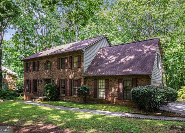 Property at 275 Brandon Mill Cir, Fayetteville, GA 30214, 4 beds, 2.5 baths